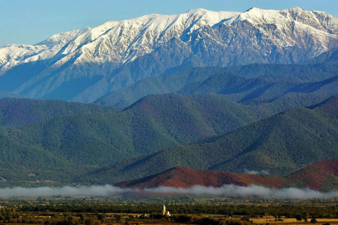 kakheti-caucasus-mountains